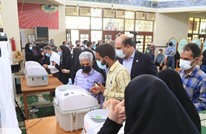 إغلاق صناديق الاقتراع بانتخابات إيران وتمديد ببعض المراكز