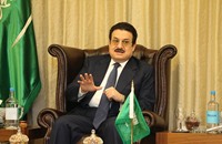 سفير سعودي يرفض اتهامات هيرست بدور لبلاده ضد غزة