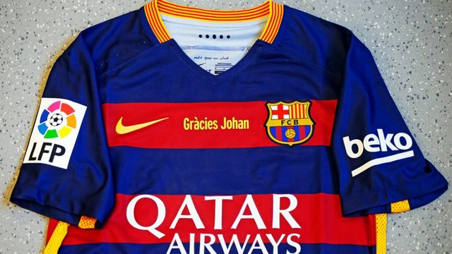 قميص جديد لبرشلونة في الكلاسيكو بسبب كرويف